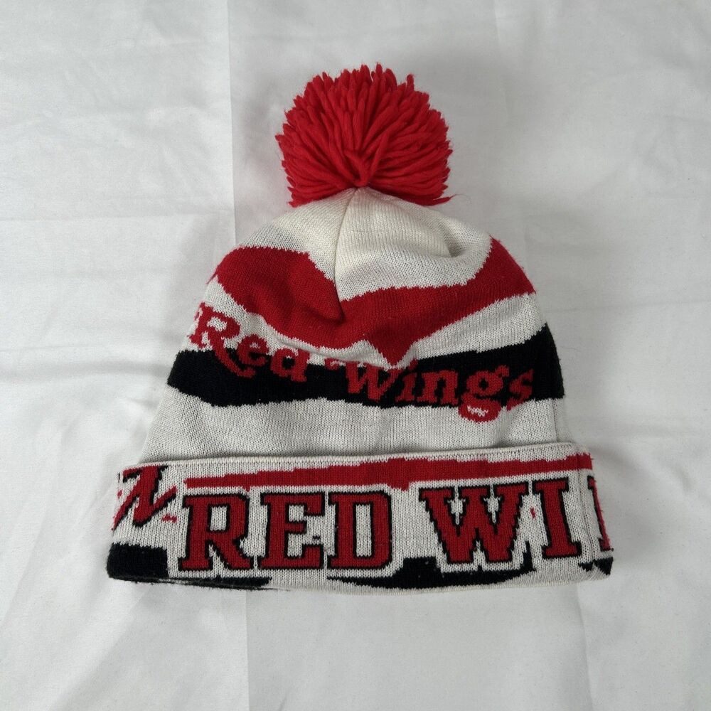 Reebok Face Off Collection Detroit Red Wings Beanie Hat One Size Red